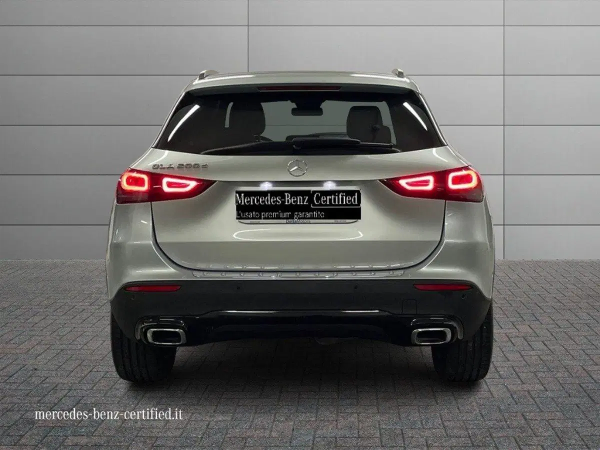 Mercedes-Benz GLA SUV usata a Macerata (4)