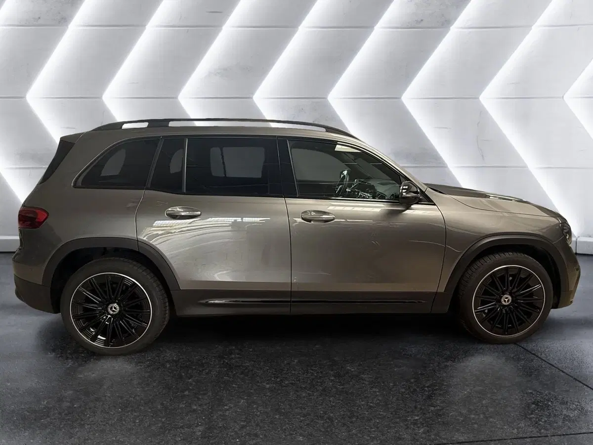 Mercedes-Benz GLB usata a Napoli (4)