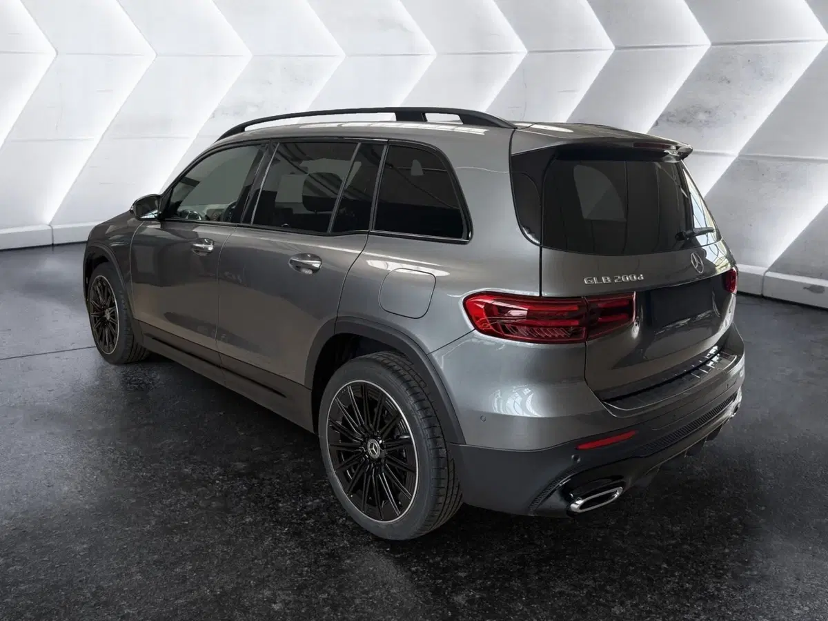 Mercedes-Benz GLB usata a Napoli (7)