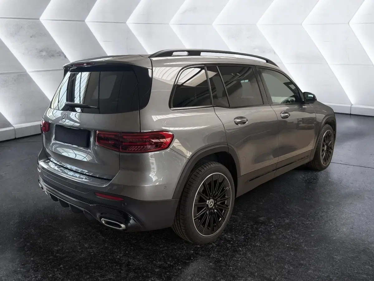 Mercedes-Benz GLB usata a Napoli (8)