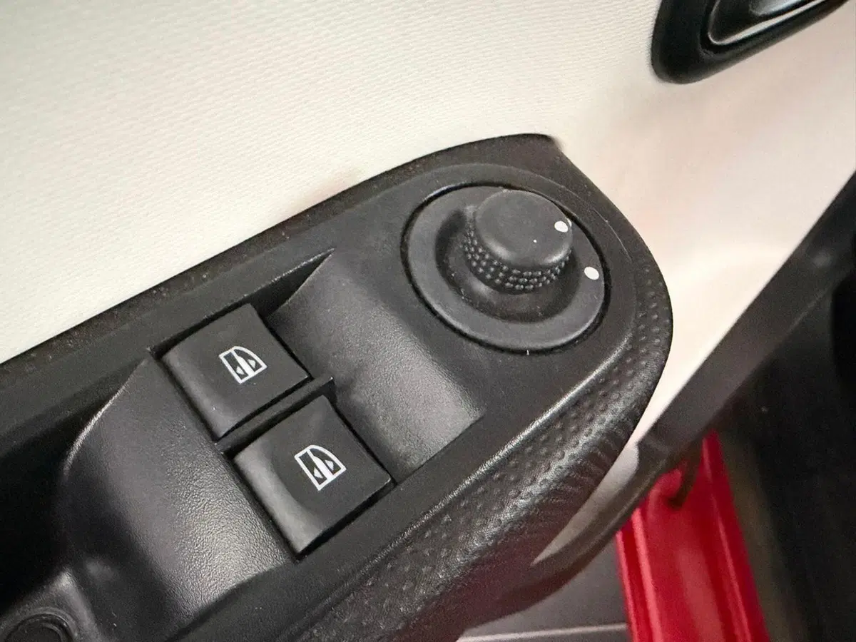 Renault Twingo usata a Pavia (10)