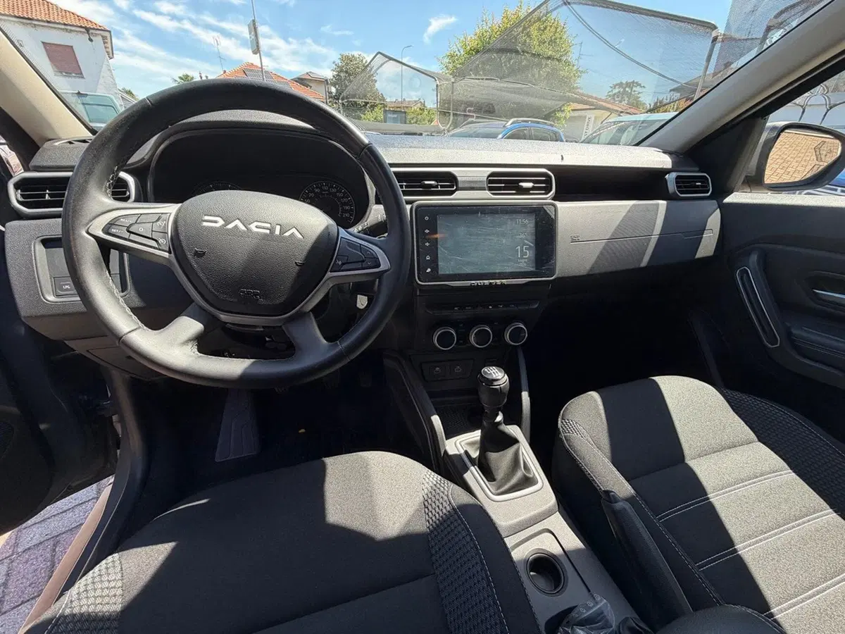 Dacia Duster usata a Pavia (12)