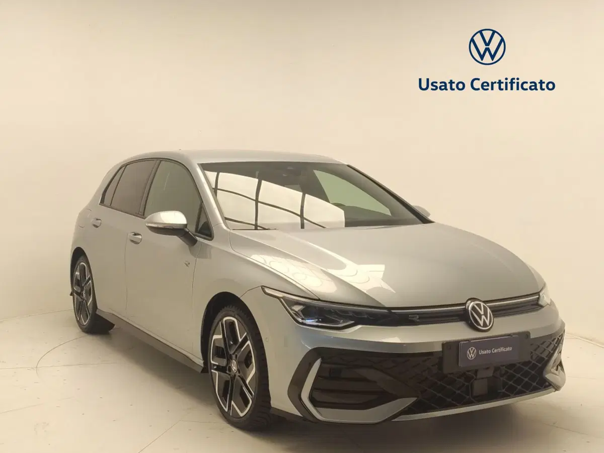 Volkswagen Golf usata a Avellino
