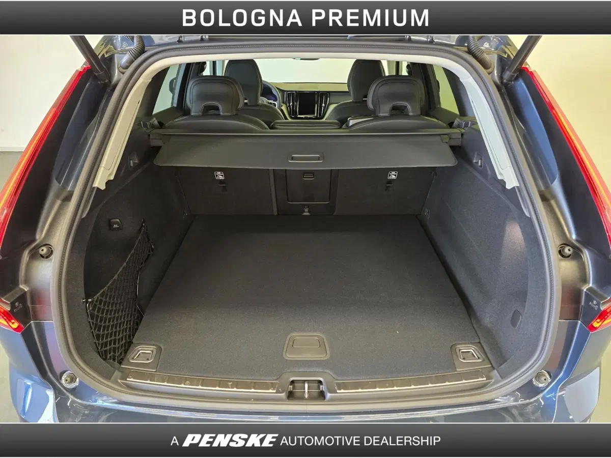Volvo XC60 usata a Bologna (10)