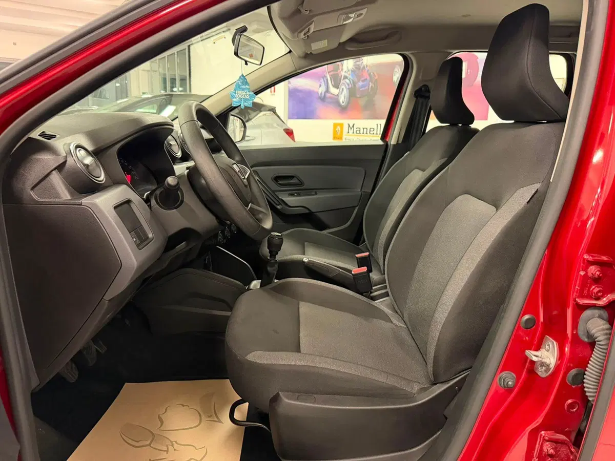 Dacia Duster usata a Brescia (13)
