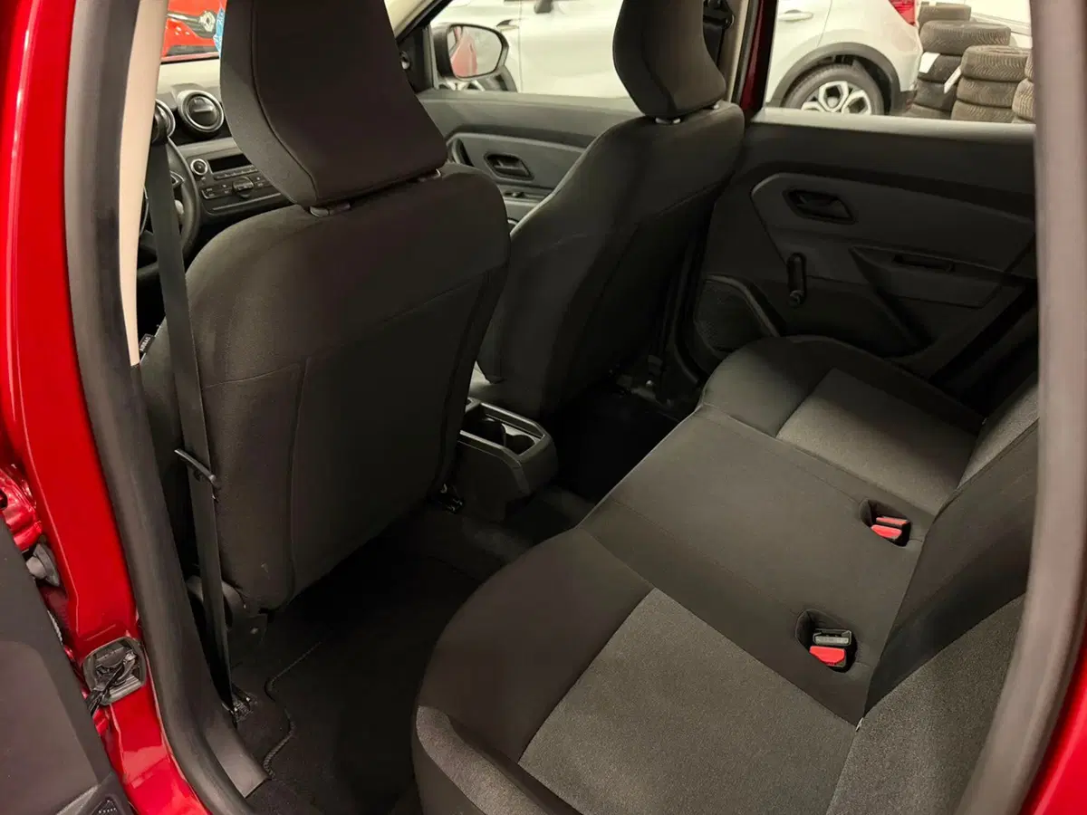 Dacia Duster usata a Brescia (15)