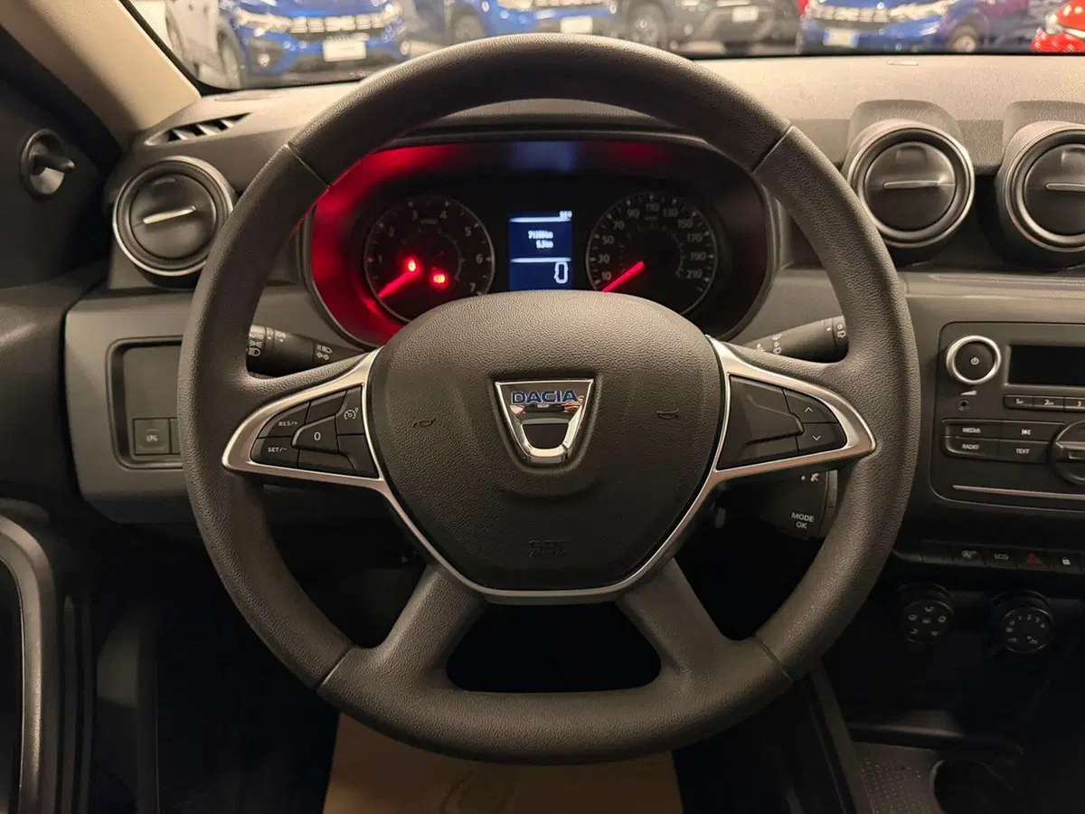 Dacia Duster usata a Brescia (19)