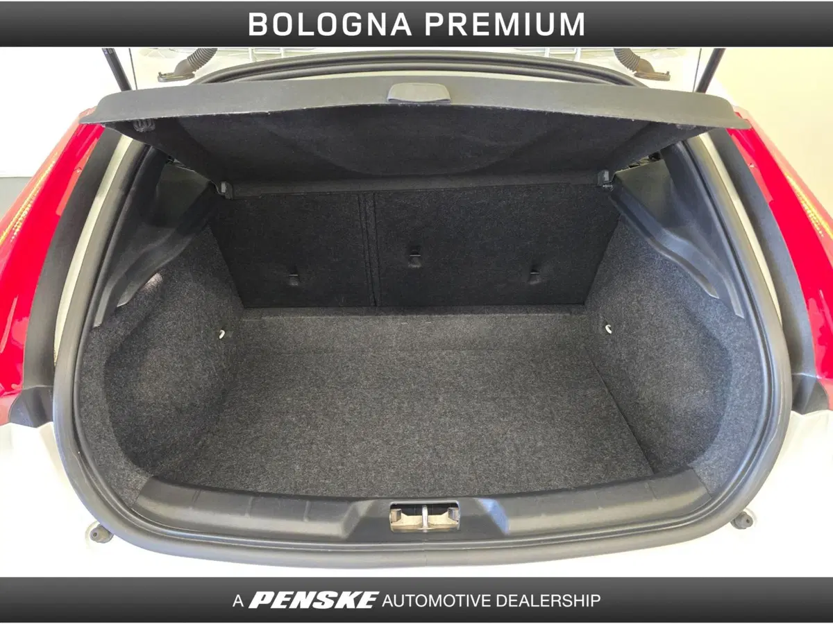 Volvo V40 usata a Bologna (10)