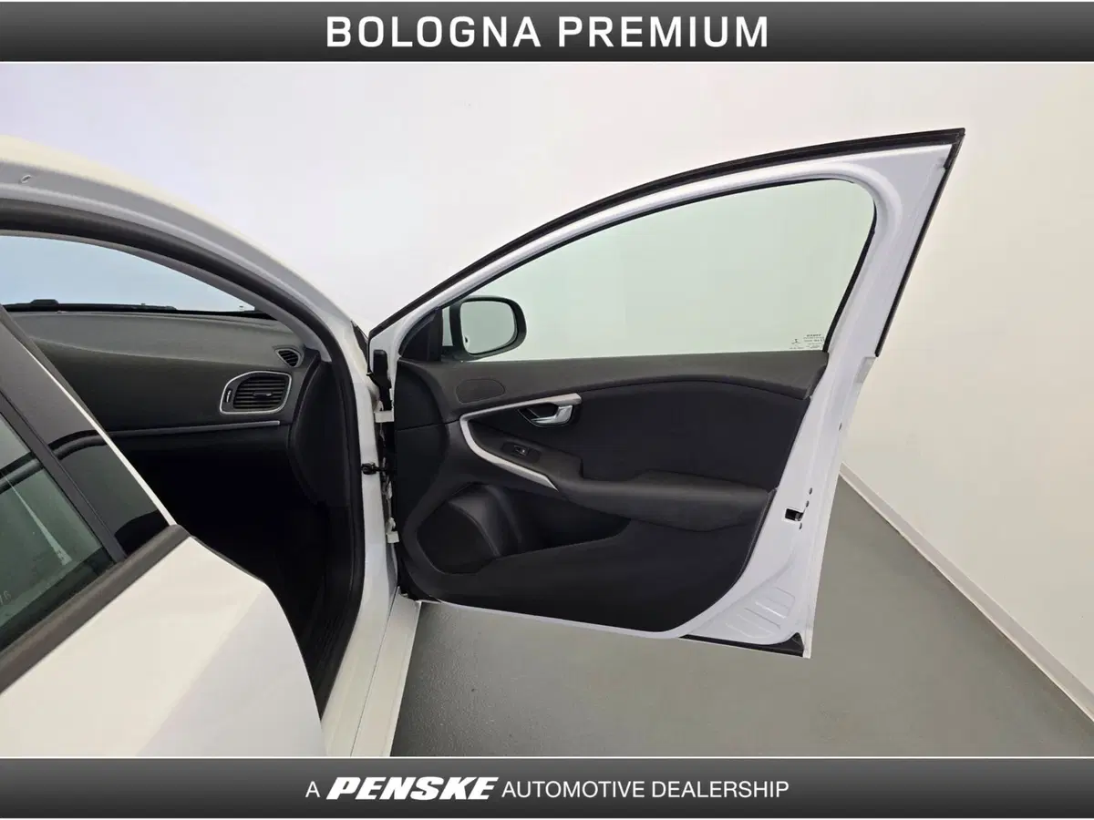 Volvo V40 usata a Bologna (18)