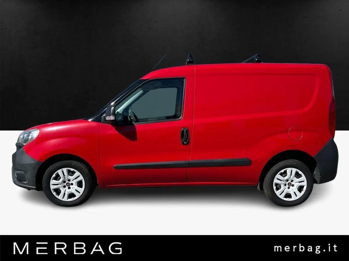Fiat Doblò Furgone usata a Milano (6)