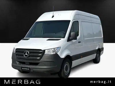 Mercedes-Benz Sprinter 311 rwd 2.0 cdi T 43/35 del 2022 usata a Lainate