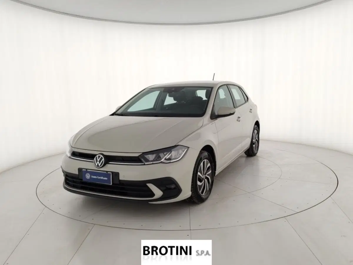Volkswagen Polo usata a Massa-Carrara