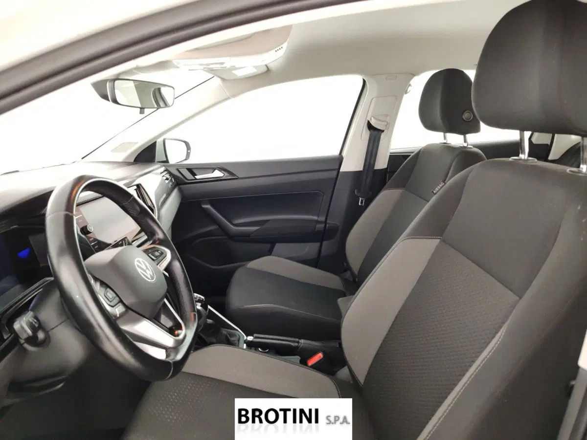 Volkswagen Polo usata a Massa-Carrara (7)
