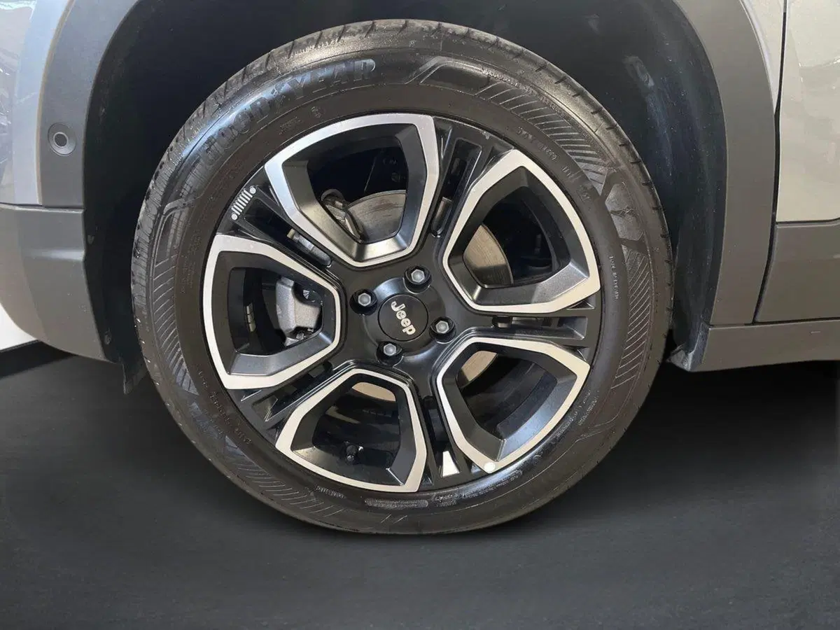 Jeep Avenger usata a Salerno (8)