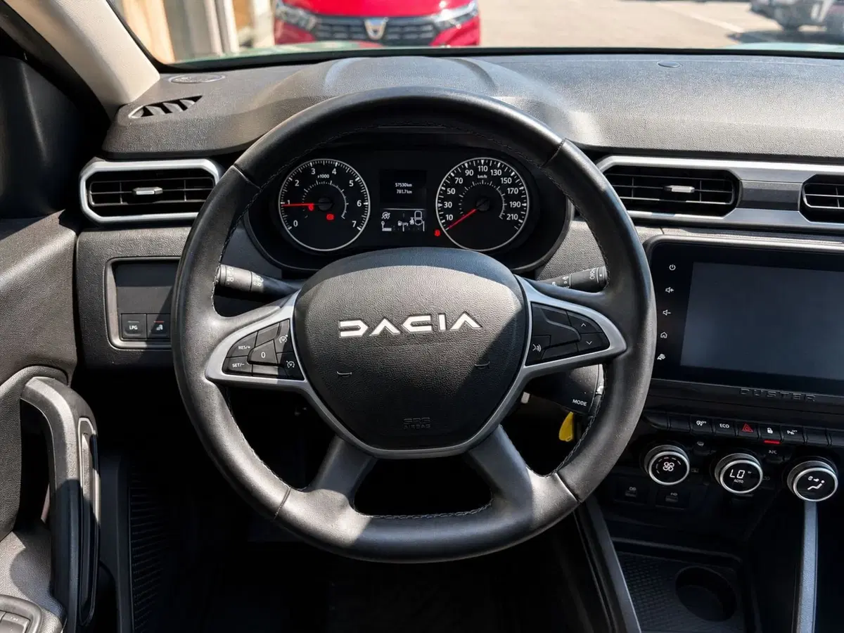 Dacia Duster usata a Rimini (9)