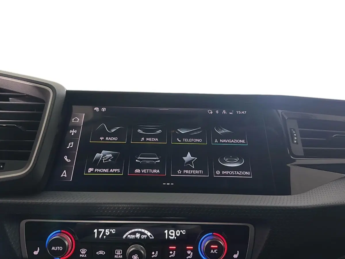 Audi A1 allstreet usata a Napoli (12)