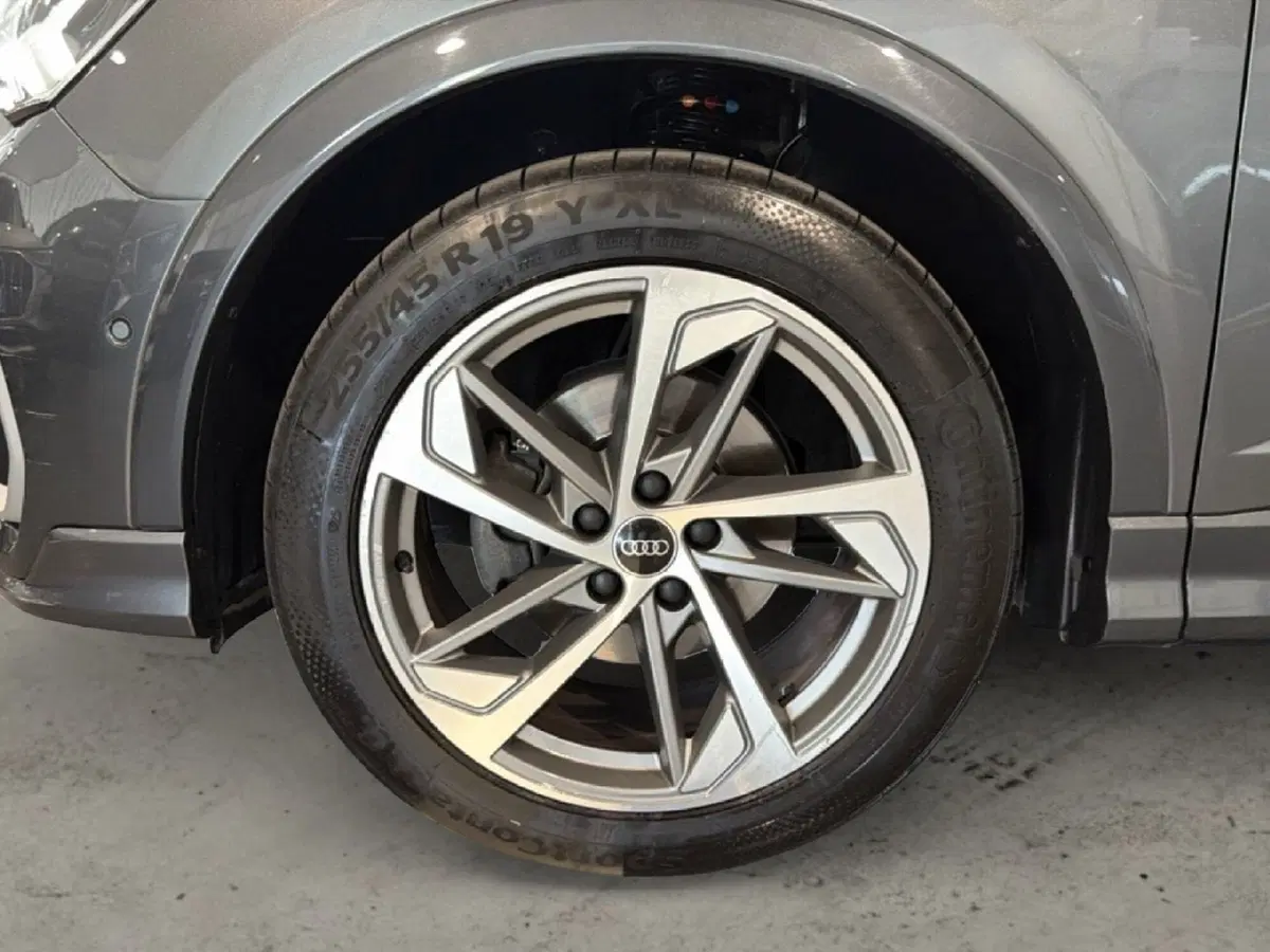 Audi Q3 Sportback usata a Napoli (18)