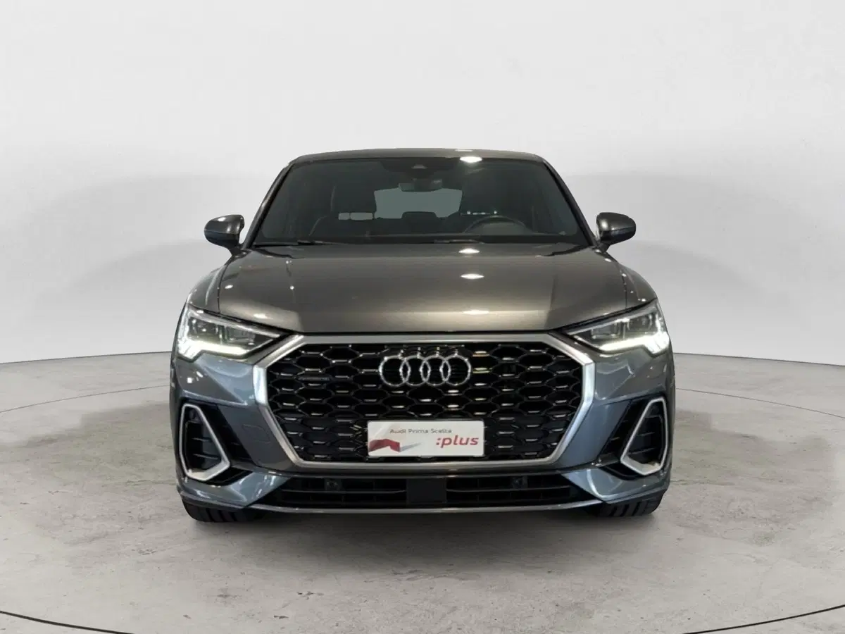 Audi Q3 Sportback usata a Napoli (2)