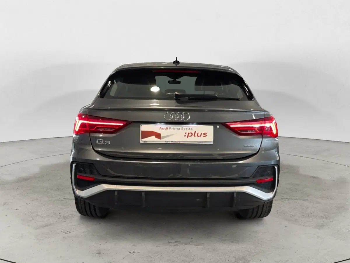 Audi Q3 Sportback usata a Napoli (5)