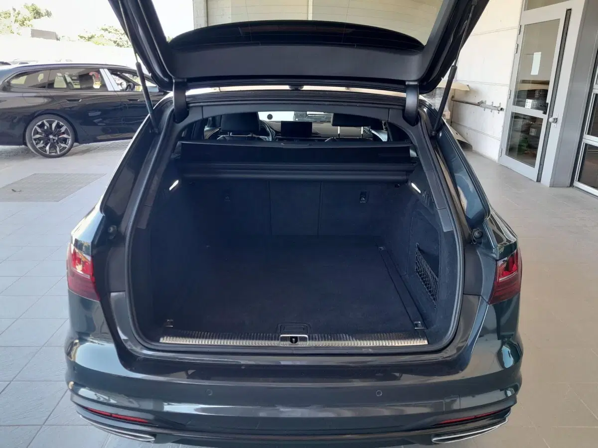 Audi A4 Avant usata a Asti (9)