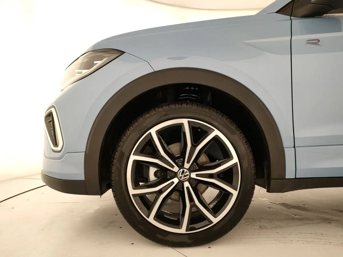 Volkswagen T-Cross nuova a Napoli (5)