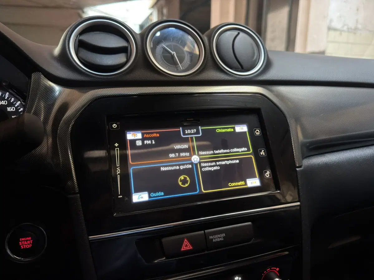 Suzuki Vitara usata a Milano (11)