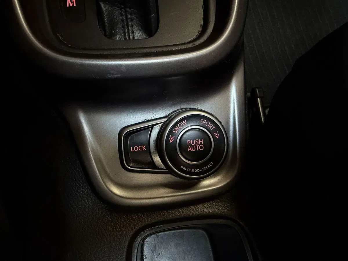 Suzuki Vitara usata a Milano (15)