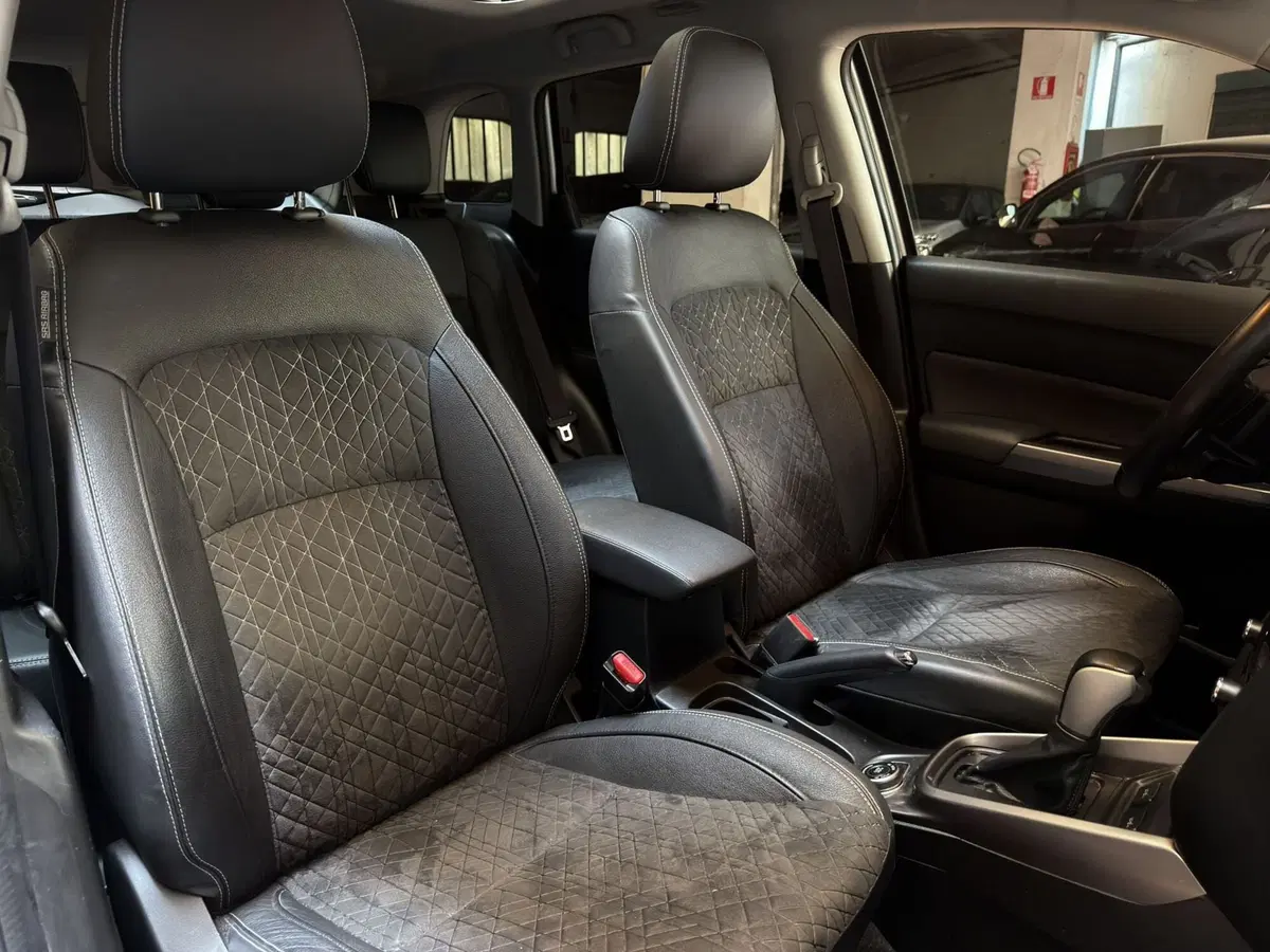 Suzuki Vitara usata a Milano (18)