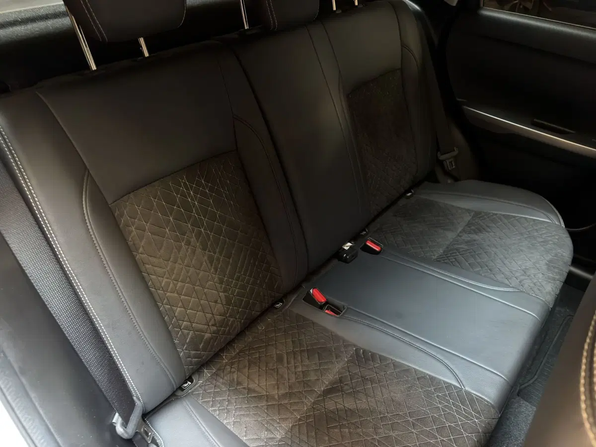 Suzuki Vitara usata a Milano (19)