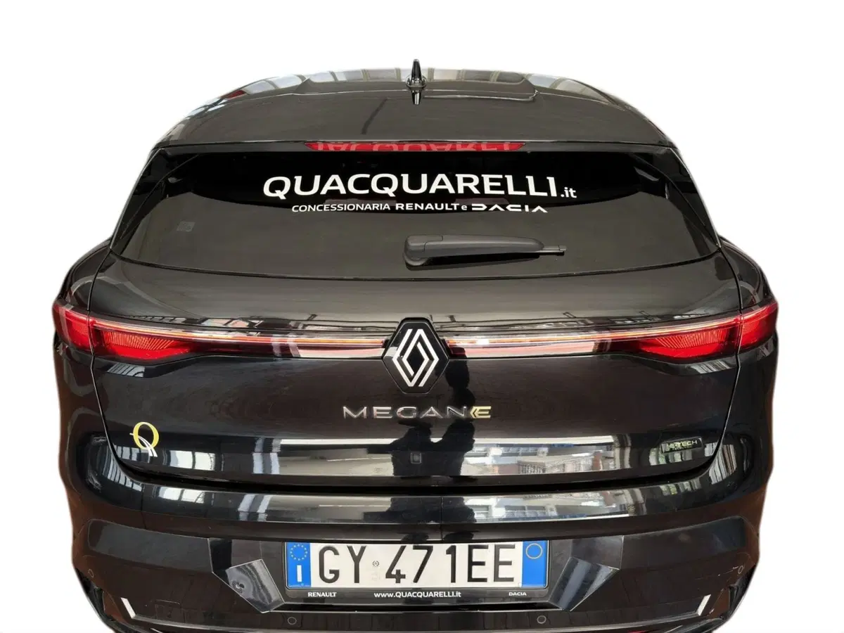 Renault Megane E-Tech Electric usata a Milano (5)