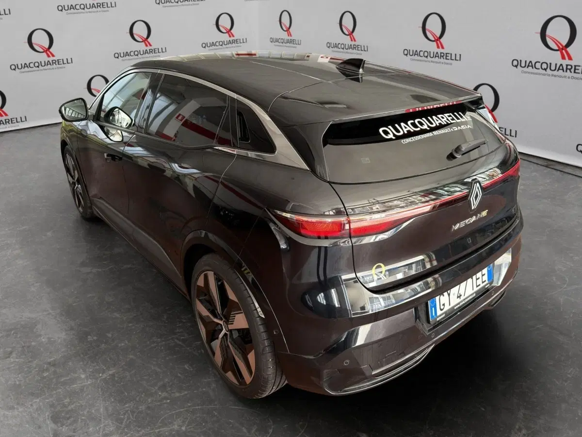 Renault Megane E-Tech Electric usata a Milano (6)
