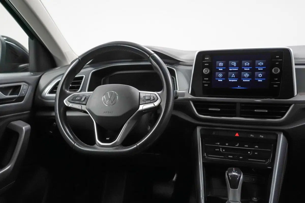 Volkswagen T-Roc usata a Varese (11)