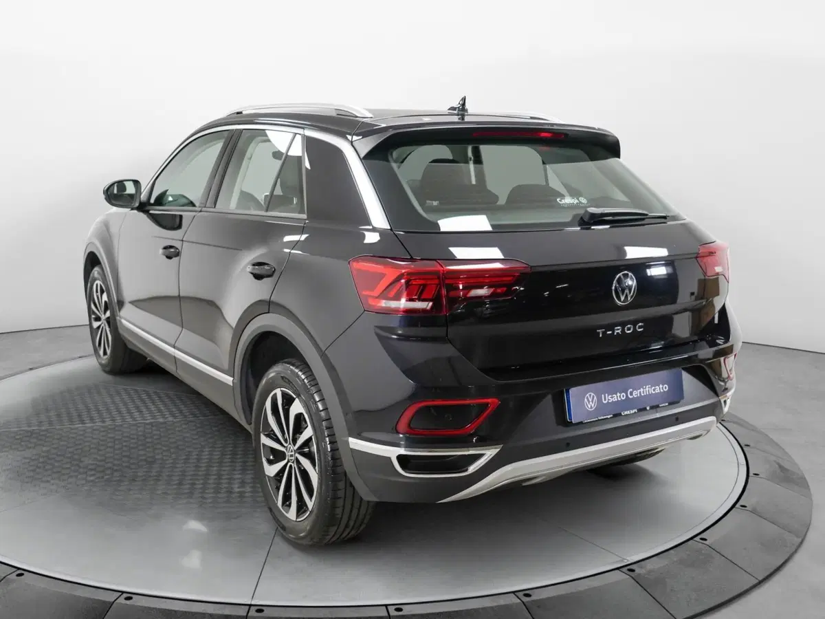 Volkswagen T-Roc usata a Varese (4)