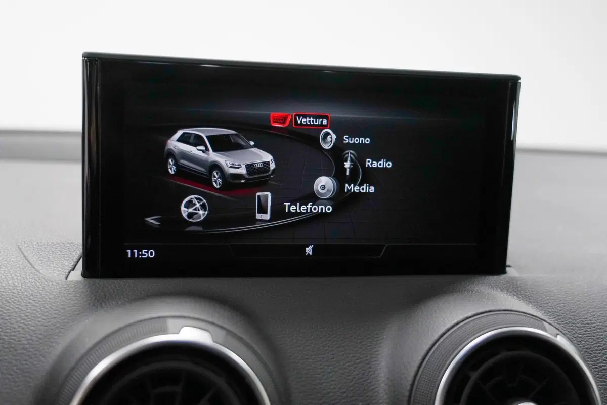 Audi Q2 usata a Varese (15)
