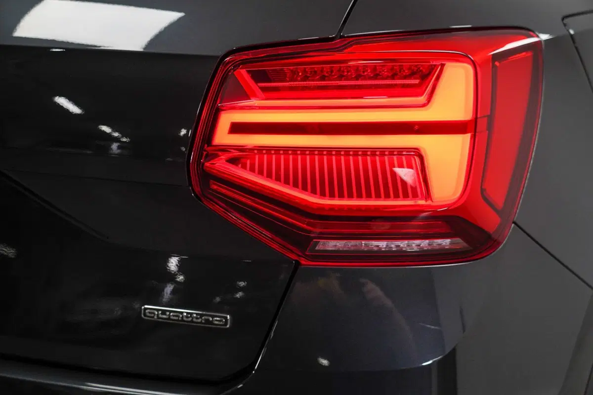 Audi Q2 usata a Varese (9)