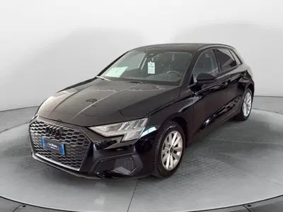 Audi A3 Sportback 35 TFSI S tronic Business del 2022 usata a Carnago