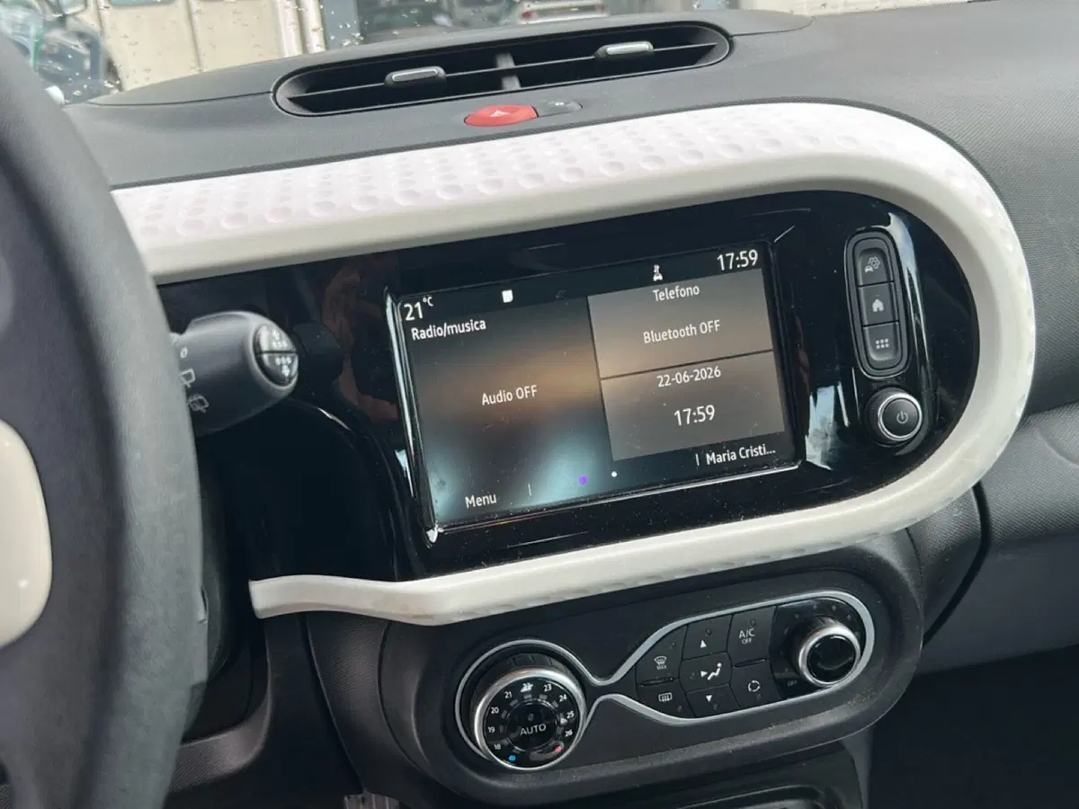 Renault Twingo usata a Roma (14)
