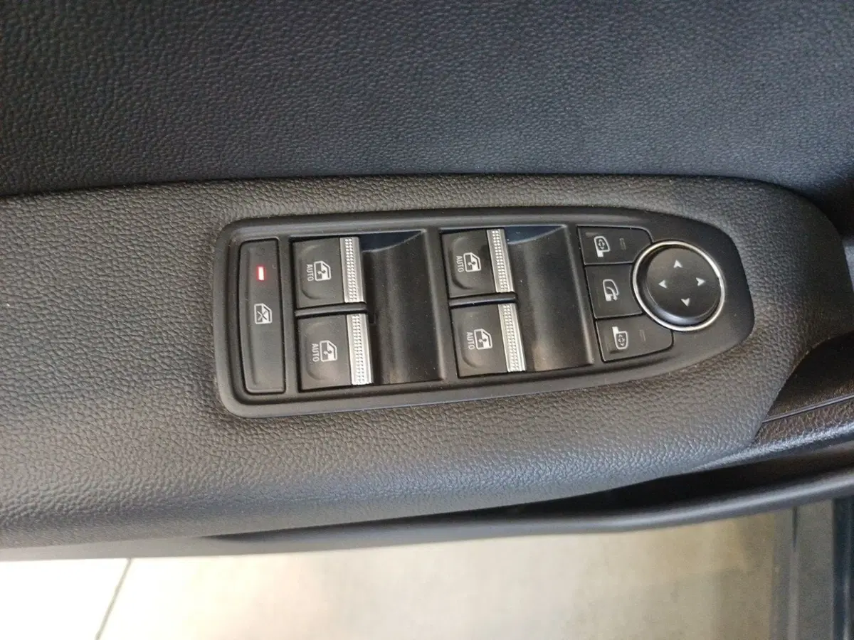 Renault Captur usata a Frosinone (11)