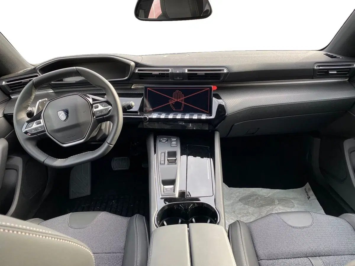 Peugeot 508 SW nuova a Salerno (5)