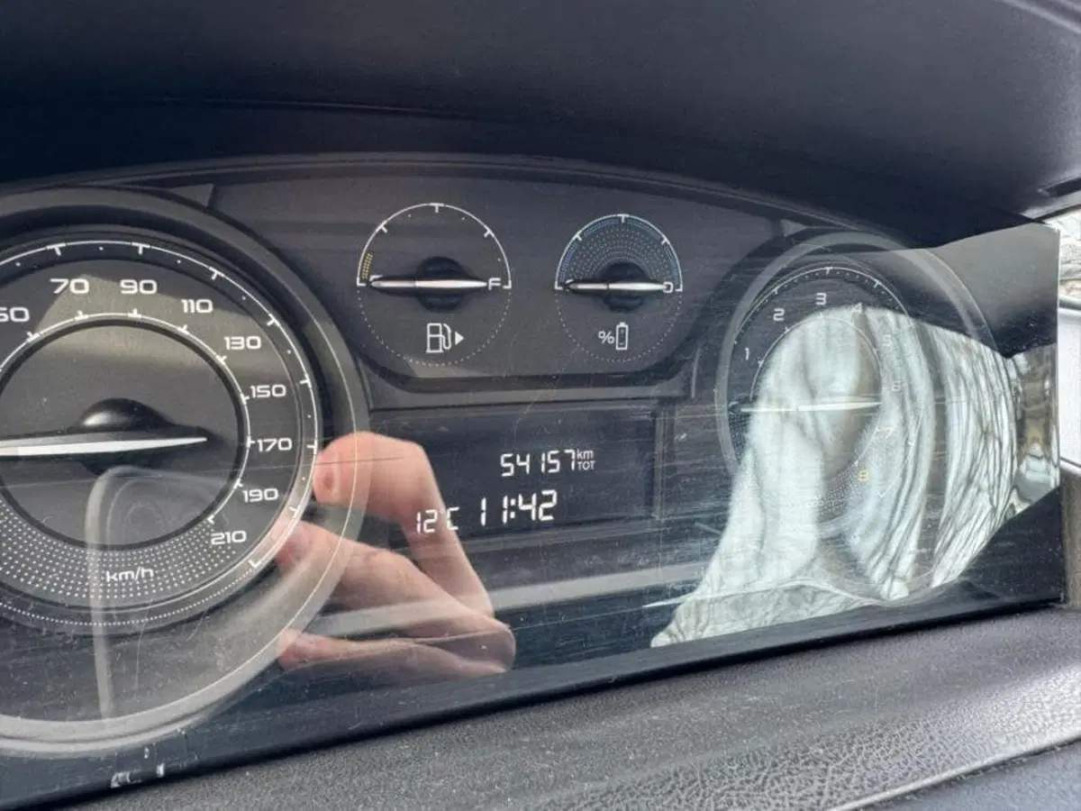 Lancia Ypsilon usata a Salerno (20)