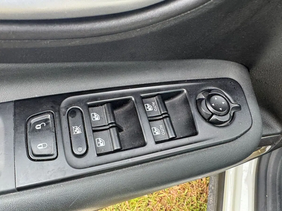 Jeep Renegade usata a Salerno (16)