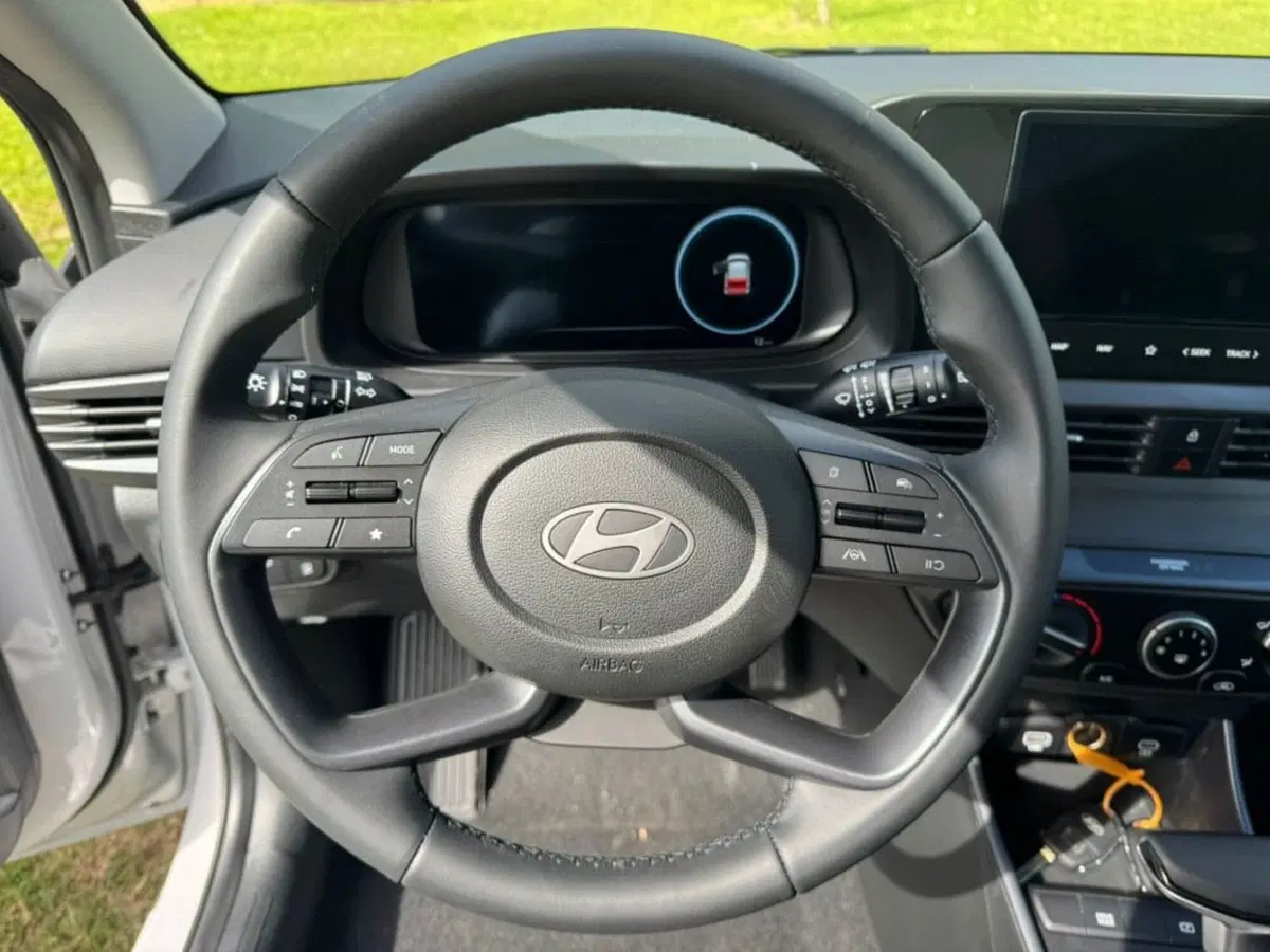 Hyundai i20 nuova a Salerno (18)