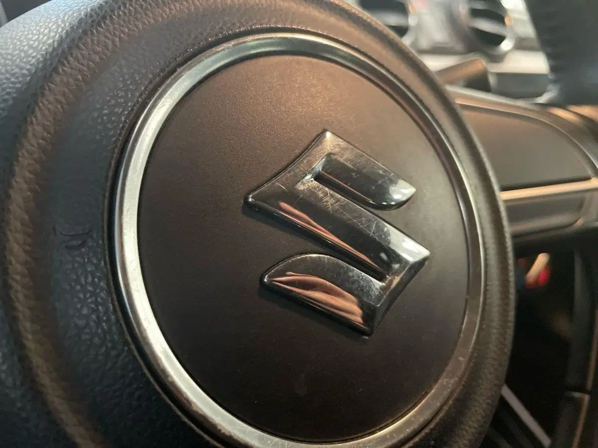 Suzuki Swift usata a Prato (19)