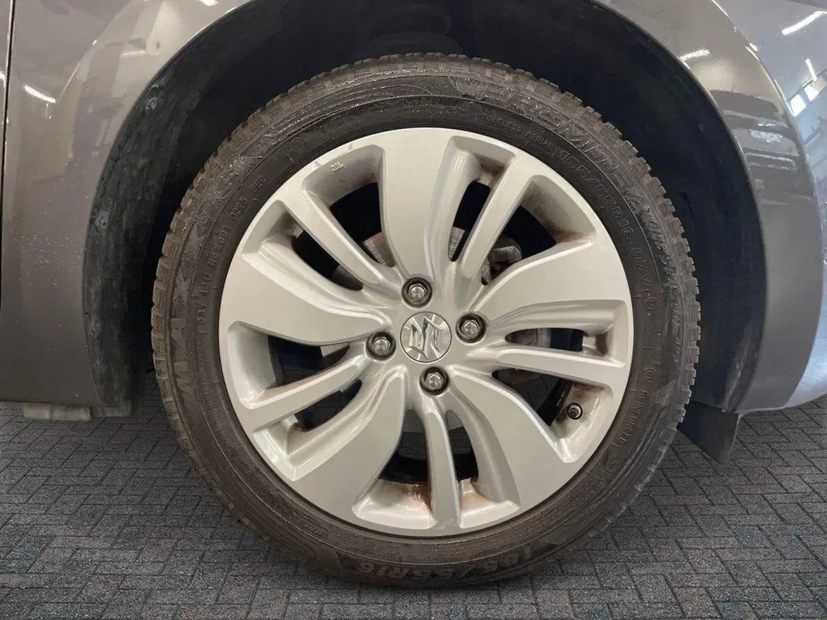 Suzuki Swift usata a Prato (6)