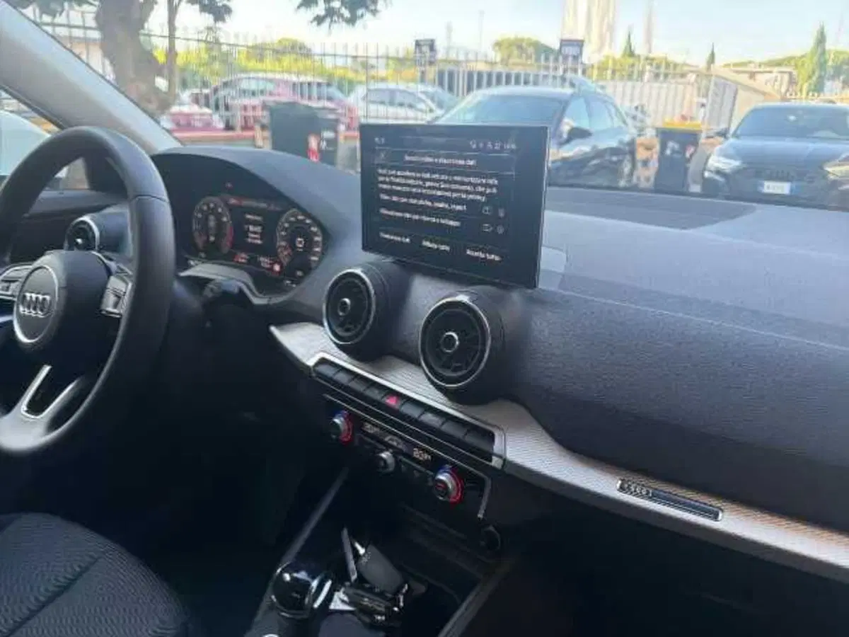 Audi Q2 usata a Prato (8)