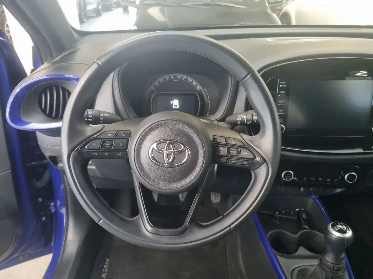 Toyota Aygo X usata a Vicenza (12)
