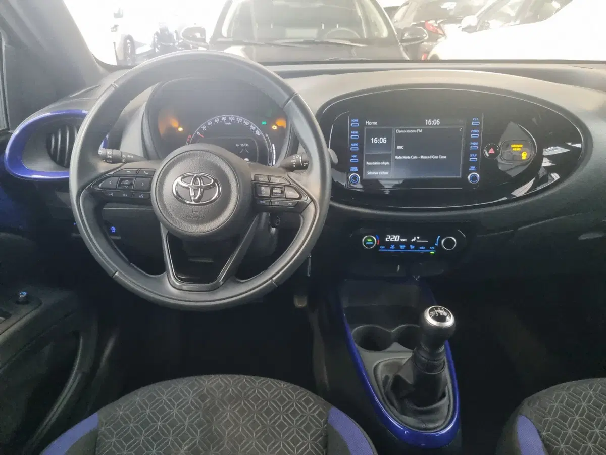 Toyota Aygo X usata a Vicenza (13)