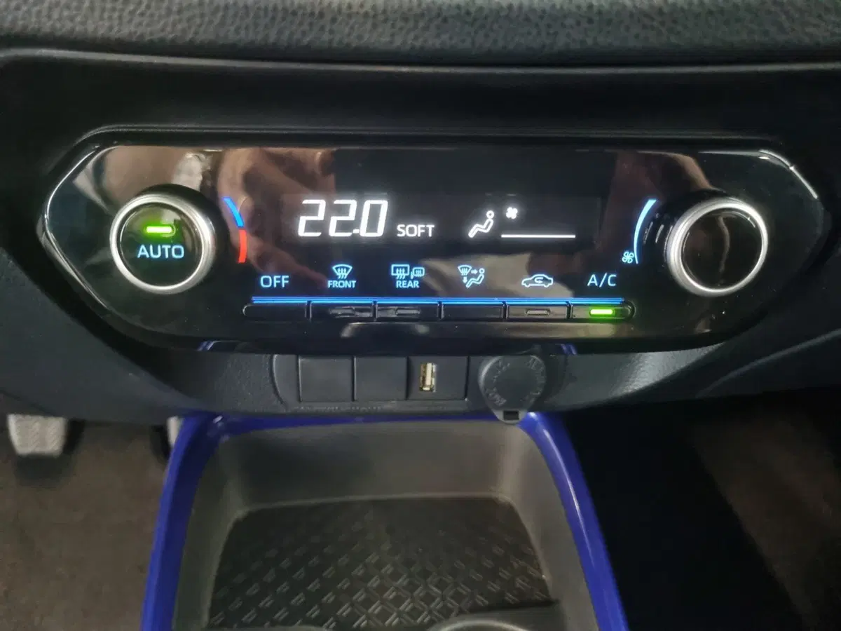 Toyota Aygo X usata a Vicenza (17)
