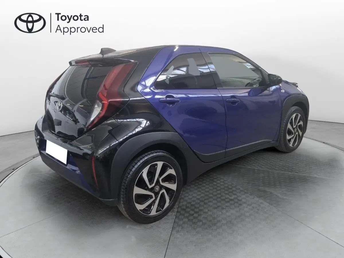 Toyota Aygo X usata a Vicenza (6)