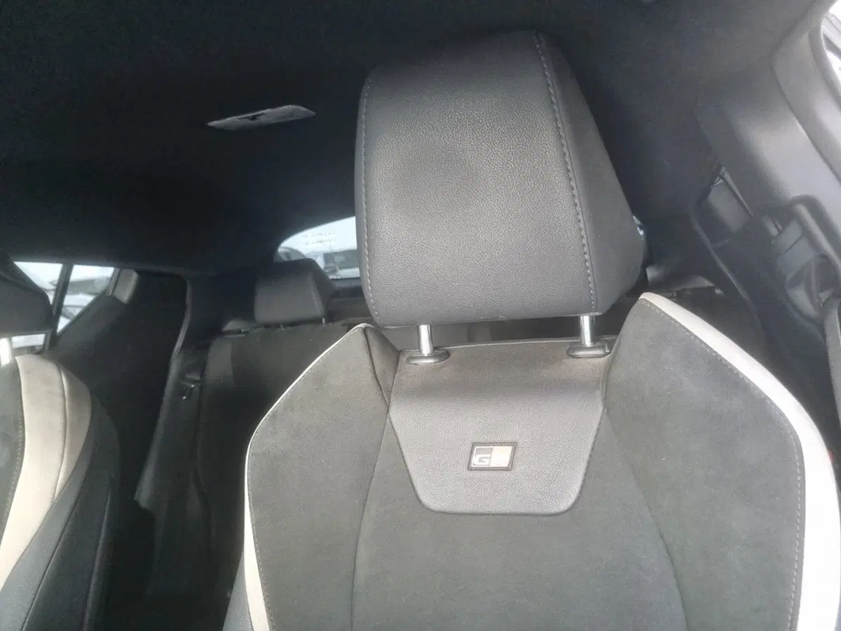 Toyota Toyota C-HR usata a Vicenza (13)